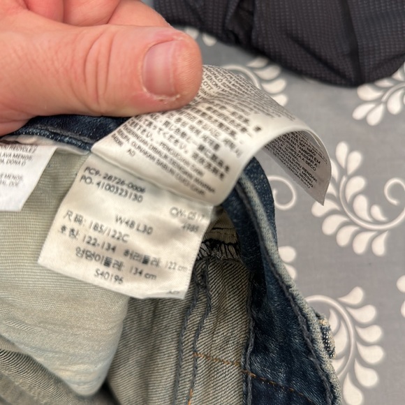 Levi’s 514’s. 48x30 - Picture 5 of 5